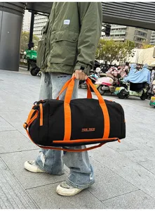Large capacity sports duffel bag waterproof fitness gym travel bag for men and women weekend