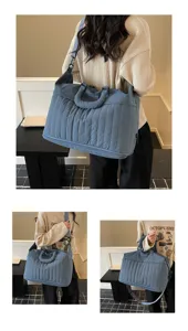 Grand sac de voyage matelassé pour femmes, sac de bagage extensible pour court séjour.