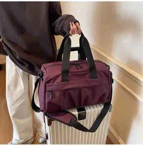 Large capacity travel duffel bag with shoe compartment, lightweight fitness luggage bag.