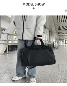 Grand sac de voyage étanche pour homme sac de sport et de fitness pour court voyage.