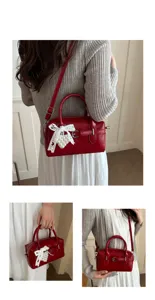 Rote Commuter-Bowlingtasche für Damen mit schicker Spitzenschleife und Perlenherz-Details