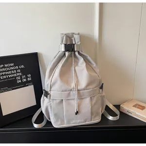 Multifunktionaler grauer Kordelzug Rucksack mit Front Netztasche und Schnallenverschluss Reise
