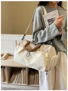 Bolso de viaje grande y deportivo con correa, bolsa ligera para gimnasio y escapadas de fin de semana.