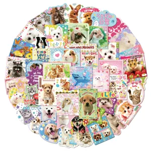 Gedetailleerd overzicht van schattige dierenstickers met Japanse tekst voor journals.