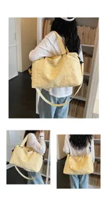 Large capacity travel duffel bag for women, lightweight canvas gym sports bag with star print.