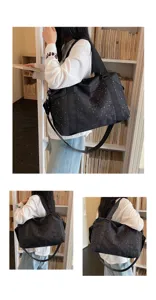Large capacity travel duffel bag for women and men, lightweight gym bag with star pattern.