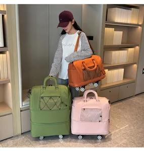 Large capacity expandable travel rolling duffel bag, lightweight portable luggage bag for short trips.