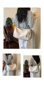 Japanese style minimalist casual canvas travel shoulder bag large capacity luggage tote.