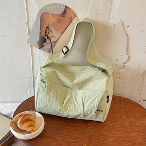 Casual large capacity green canvas shoulder travel bag lightweight minimalist daily luggage