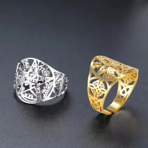 Detailansicht der hohlen Pentagramm- und Hexenknoten-Ringe in Silber und Goldoptik