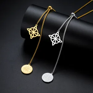 Collar con nudo de bruja de acero inoxidable y colgante de pentagrama en oro y plata