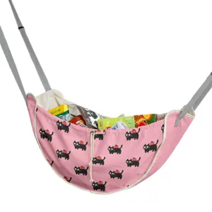 Roze auto achterbank organizer met schattig zwart kattenpatroon en hangende opberging.