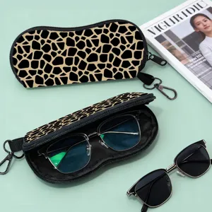 Portable giraffe pattern animal print sunglasses pouch with durable zipper and metal clip