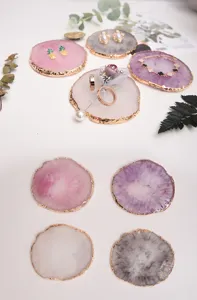 Resin agate jewelry display tray with gold electroplated edge for photography prop and home decor.