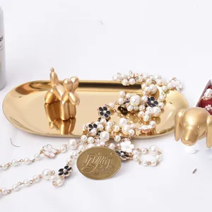 Creative golden balloon dog ornament and pearl flower necklace desktop decor for home photography