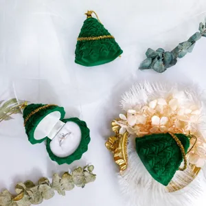 Grüne Samt Weihnachtsbaum Ringbox Schmuckaufbewahrung Geschenkverpackung für Feiertage