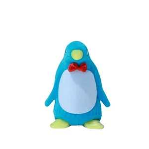 Jolie boîte à bijoux pingouin floquée pour bagues et boucles d'oreilles, texture douce, cadeau.