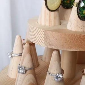 Pratico espositore per anelli in legno a 3 livelli rotante supporto conico per gioielli