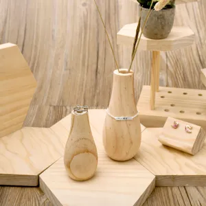 Solid Wood Vase Jewelry Display Stand Desktop Ornament Photography Prop Natural Pine Wood Flower Vase Home Decor