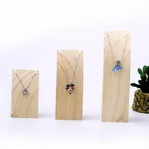 Houten ketting display stander set van drie stuks, natuurlijke sieraden houder