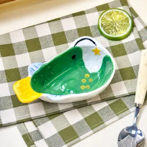 Piatto per snack in ceramica sotto smalto dipinto a mano, ciotola per salsa.