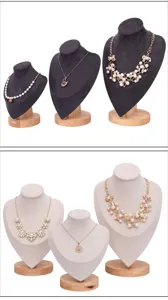 Présentoir de collier en velours et bois, support de buste de bijoux élégant pour vitrine.