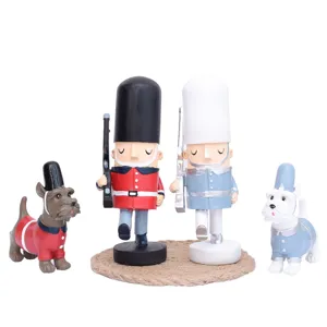 Scandinavische stijl hars speelgoed soldaat en hond figuurtjes set voor thuis decoratie display.