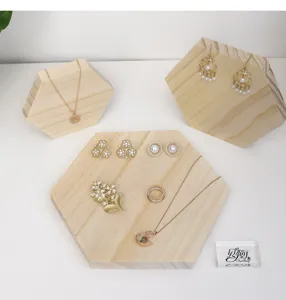 Pine wood hexagonal jewelry display stands 3-piece set for retail and home decor.