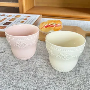 Tazza da Caffè in Ceramica con Rilievo di Fragola Ins Carino Rosa Crema Tazza d'Acqua con Manico Tazza di Latte Vintage per Ufficio Casa Cucina