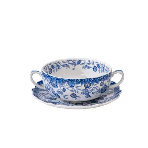 Zuppiera vintage francese in ceramica blu e bianca con manici e piattino coordinato set