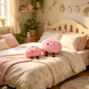 Peluche douce boulette rose avec visage mignon et petits pieds pour decoration de chambre