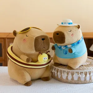 Simpatico set di peluche capibara estivo con occhiali da sole e camicia morbida per bambini.