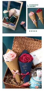 Scatola di imballaggio in carta per coni di fiori da matrimonio ed esposizione dolci.