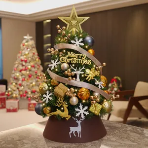 Elegante set de árbol de Navidad de sobremesa con luces LED y adornos dorados