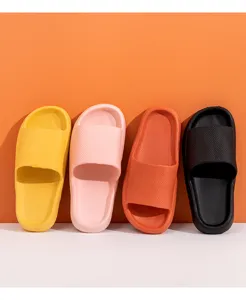 Colorful thick-soled non-slip summer slippers, comfortable casual indoor outdoor couple shoes.