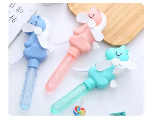 Niedlicher Cartoon Einhorn Hand Seifenblasen Ventilator fuer Kinder Sommer Spielzeug