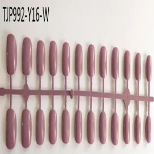 Wholesale short square-round unpainted fake nail tips set, strip packaged press-on fake nails.