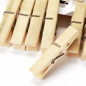 Houten knijpers set voor het ophangen van kleding en sokken, natuurlijke bamboe clips thuis.