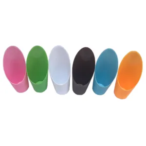 Colorful plastic soil scoop set for succulents, gardening tools for micro landscape.