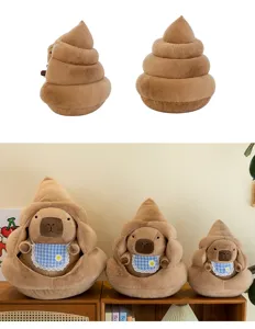 Süßes Wasserschwein Plüschtier im Kackahaus Design, weiches Kuschelkissen mit blauem Karo-Lätzchen.