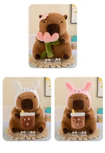 Adorable peluche capybara avec thé boba et fleur, poupée animal en peluche douce cadeau.