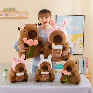 Joli jouet en peluche capybara poupée en peluche douce avec chapeau mignon et thé boba cadeau.