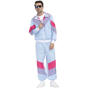 Dettaglio giacca e pantaloni tuta sportiva blocco colore retro anni 80 stile design.