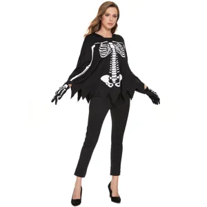 Vue détaillée du poncho de costume de squelette noir avec impression et gants assortis.