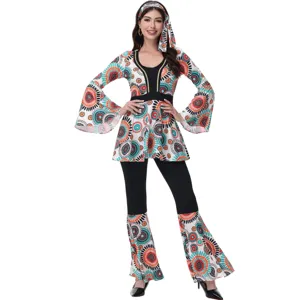 Ensemble costume disco hippie rétro des années 60 et 70 avec manches évasées et bandeau.
