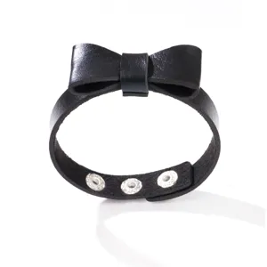 Bracelet nœud en cuir PU noir réglable avec boutons-pression argentés de style punk