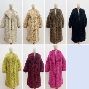 Collection de manteaux en fausse fourrure hirsute en plusieurs couleurs chic