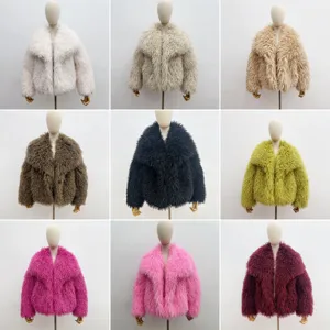 Cuadrícula con nueve colores de chaquetas cortas de pelo sintético de lana mongola