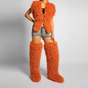 Botas altas de lana de cordero sintética naranja vibrante y chaleco a juego para festivales