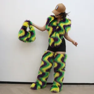 Ensemble de fausse fourrure Mardi Gras avec gilet, sac et jambières violet vert or